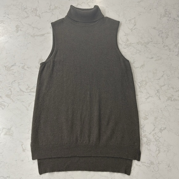 Cashmere Charter Club 100% Cashmere Sleeveless Turtleneck Women’s M Lagenlook - Picture 1 of 12